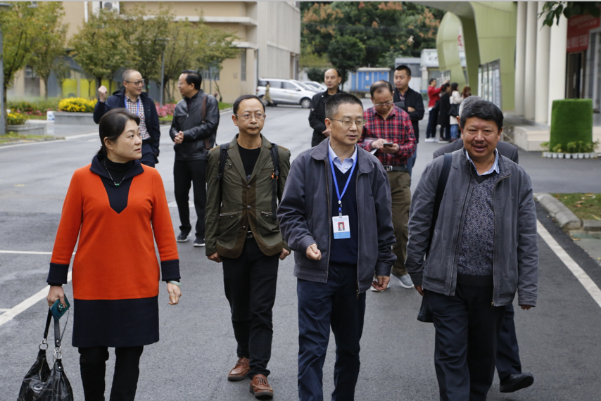 携手并进 扬帆远航——兄弟学校领导、教师到我校参观访问