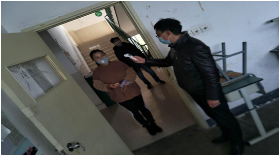 加强疫情防控 做好复学准备--我校开展疫情防控演练