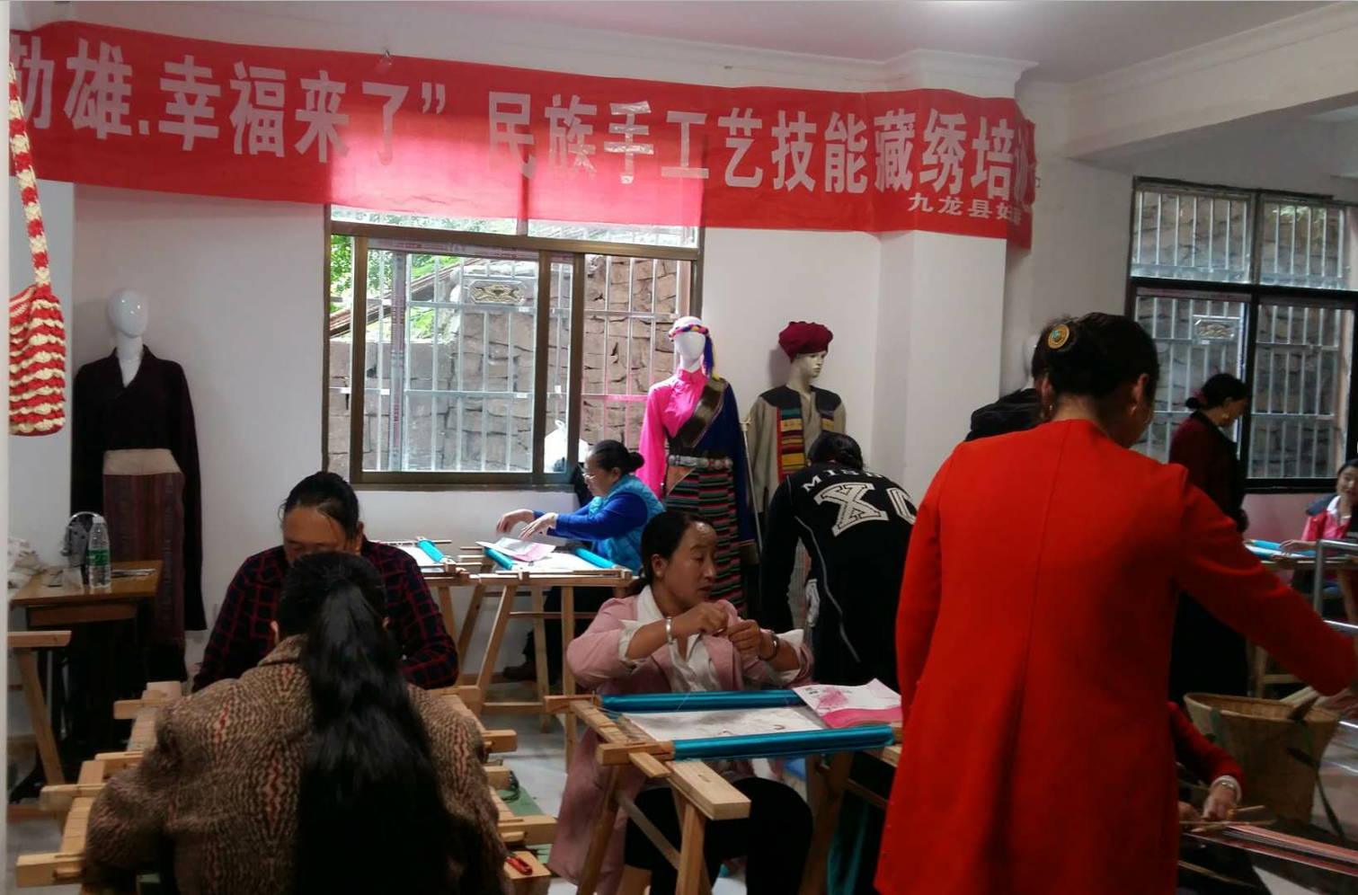 对标精准扶贫,工程职校“一帮一”技能培训圆满结束