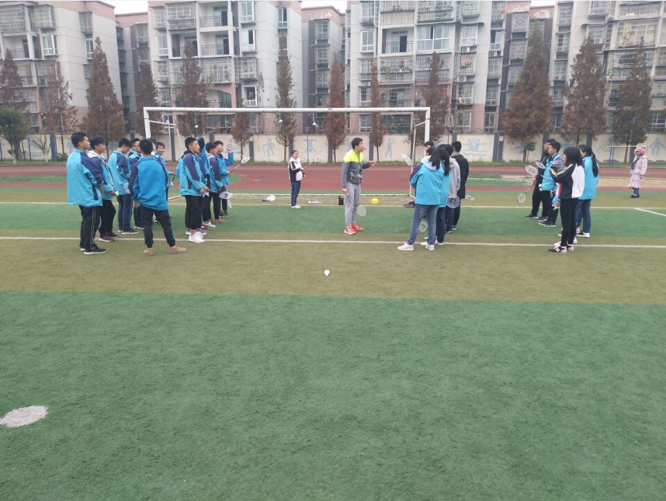 2017年成都市中职体育“好课示范课”教研活动在我校举行